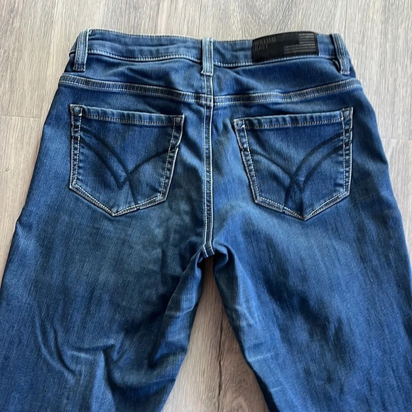 William rast slim leg jeans  size 4 - Picture 13 of 14